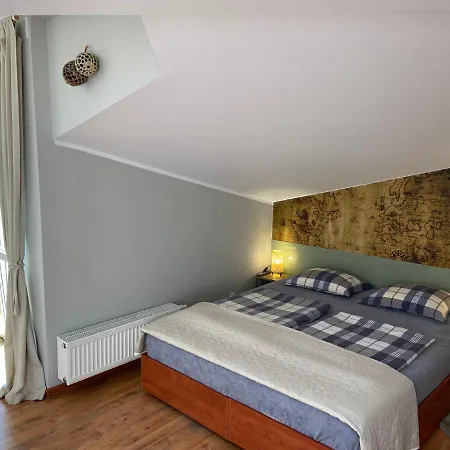 Séjour chez l'habitant Pensjonat Ibiza Wladyslawowo - Tanie Pokoje, Blisko Plaza , Aleja Gwiazd I Cos *