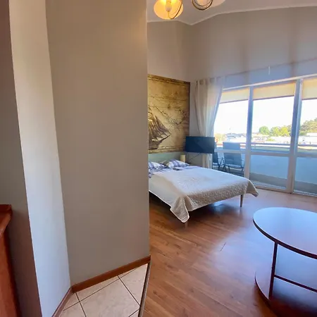 Pensjonat Ibiza Wladyslawowo - Tanie Pokoje, Blisko Plaza , Aleja Gwiazd I Cos Séjour chez l'habitant